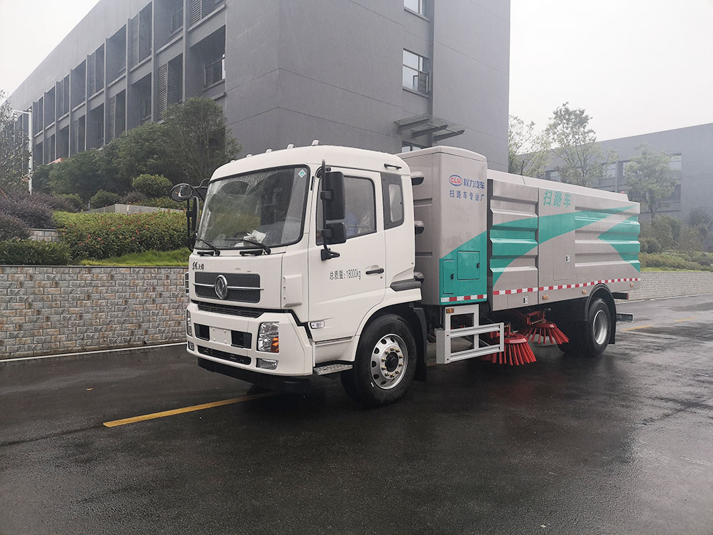 CL5180TSLB新能源天錦純電動掃路車